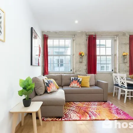 Host Wise - Colorful Fresh Flats - Batalha Apartment Porto Exterior photo
