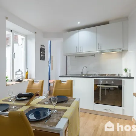 Host Wise - Colorful Fresh Flats - Batalha Apartment Porto Exterior photo