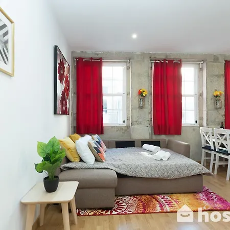 Host Wise - Colorful Fresh Flats - Batalha Apartment Porto Exterior photo