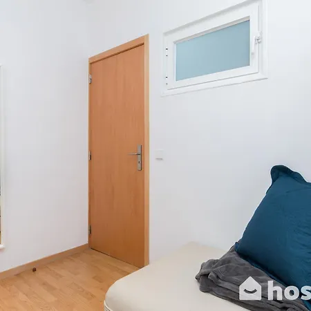 Host Wise - Colorful Fresh Flats - Batalha Apartment Porto Room photo