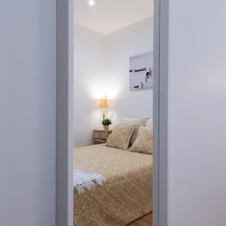 Host Wise - Colorful Fresh Flats - Batalha Apartment Porto Room photo