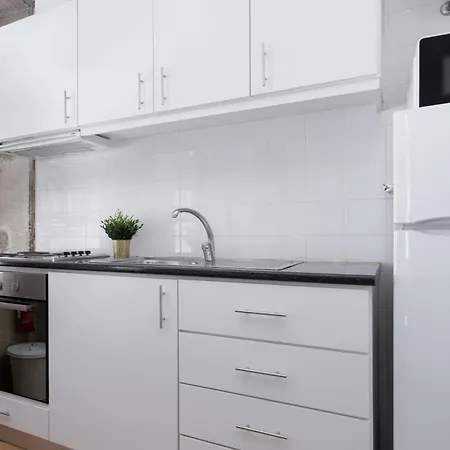 Host Wise - Colorful Fresh Flats - Batalha Apartment Porto Room photo